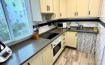 Property slide 17