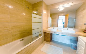 Property slide 21