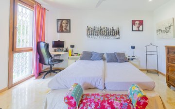 Property slide 31