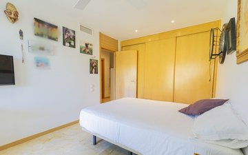 Property slide 35