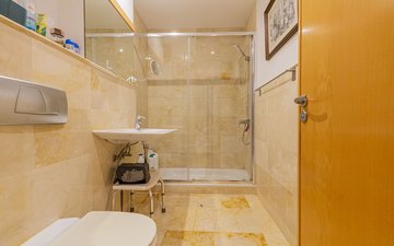 Property slide 40