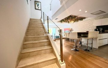 Property slide 10