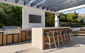 Property slide 22