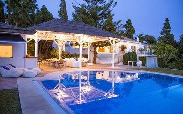 Property slide 35