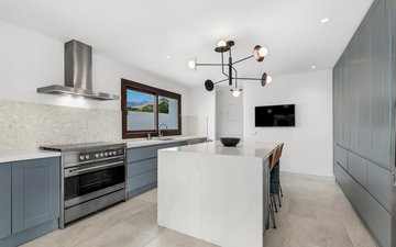 Property slide 10