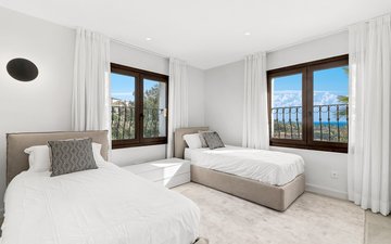 Property slide 17