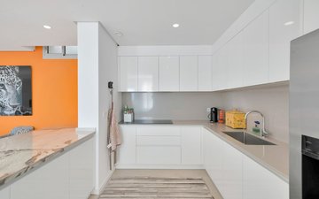 Property slide 10