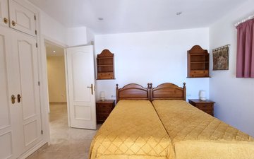 Property slide 21