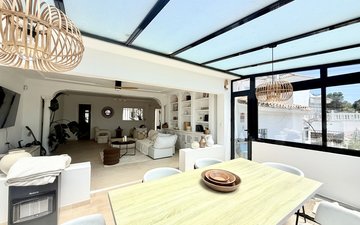 Property slide 9