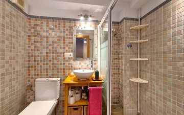 Property slide 16