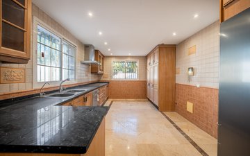 Property slide 14
