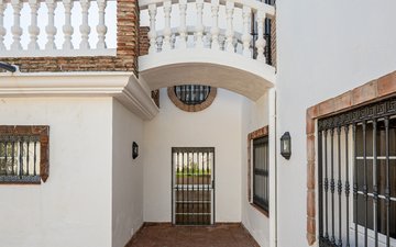 Property slide 22