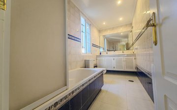 Property slide 35