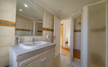 Property slide 41