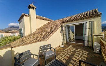 Property slide 44
