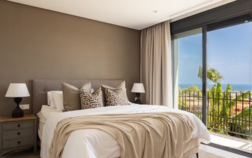 Property slide 18
