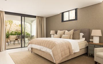 Property slide 20