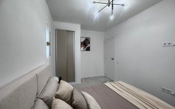 Property slide 22