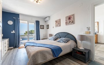 Property slide 4