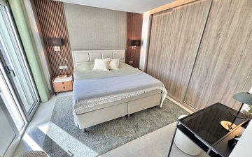Property slide 20