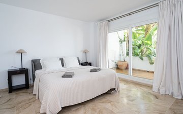 Property slide 18