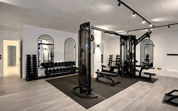 Property slide 16