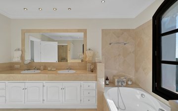 Property slide 30