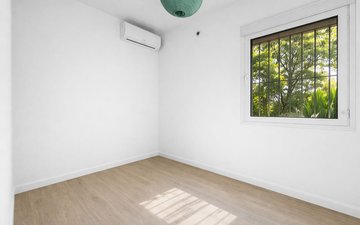 Property slide 30