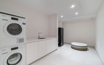 Property slide 44