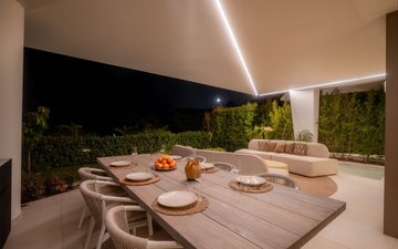 Property slide 58