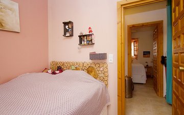 Property slide 25