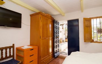 Property slide 36