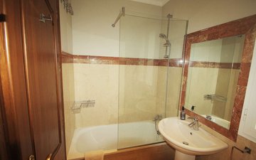 Property slide 39