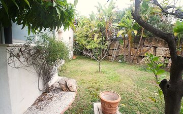 Property slide 9