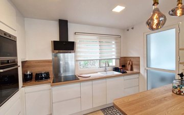 Property slide 16