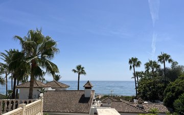 Property slide 17