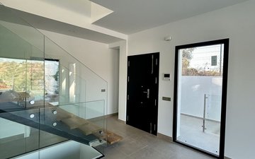Property slide 21