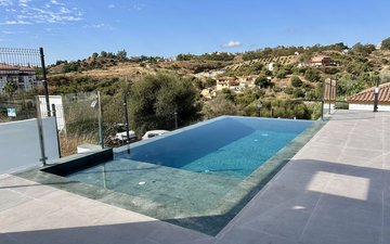 Property slide 7