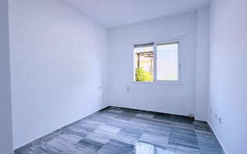 Property slide 22