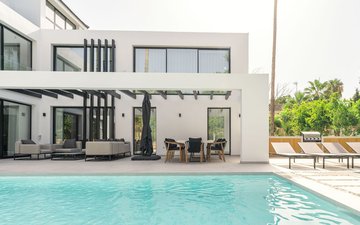 Property slide 16