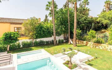 Property slide 18