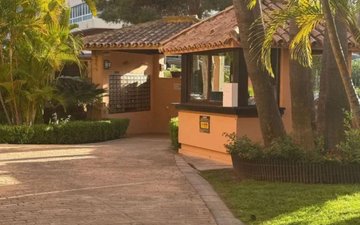 Property slide 17