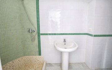 Property slide 17