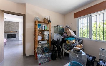 Property slide 17