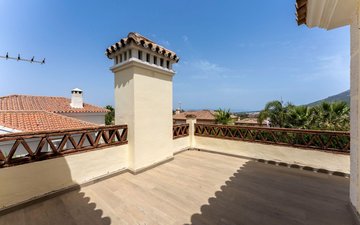 Property slide 25
