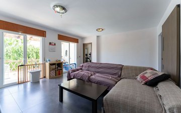 Property slide 4