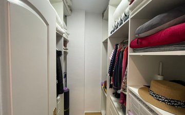 Property slide 33
