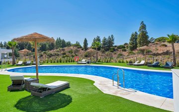 Property slide 35