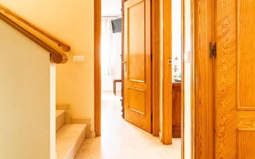 Property slide 16