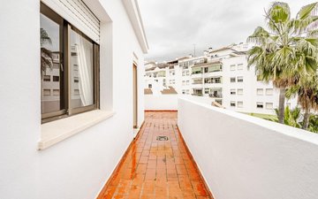 Property slide 19